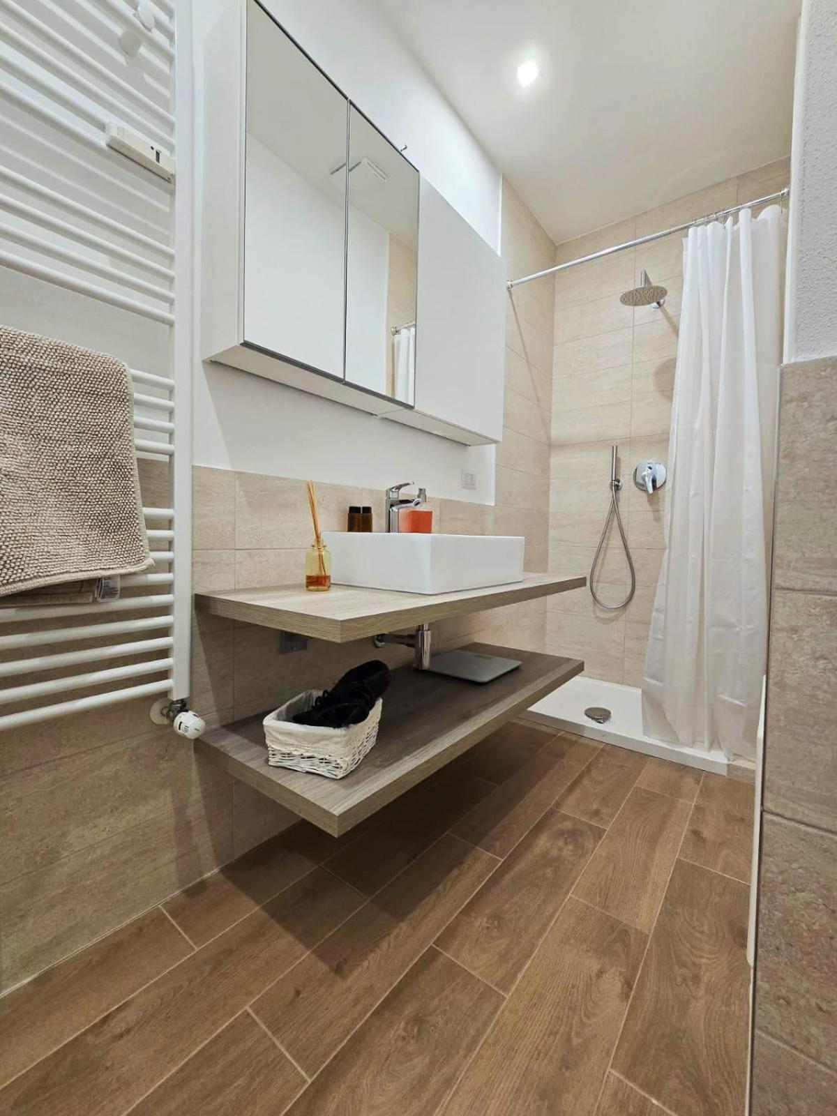 Apartment Yr - Tibaldi Mailand